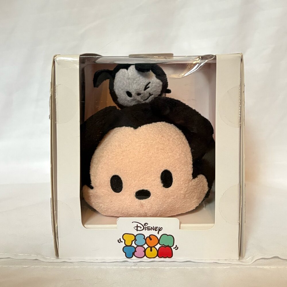NWT Disney 2015 Tsum Tsum Subscription Box Mickey and Oswald